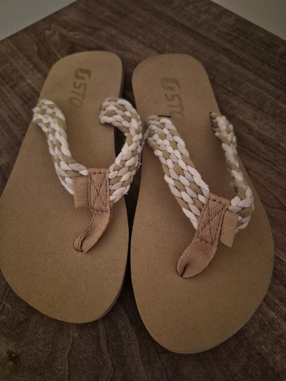 Amazon Woven Tan and White Braided Flip Flop Sandals